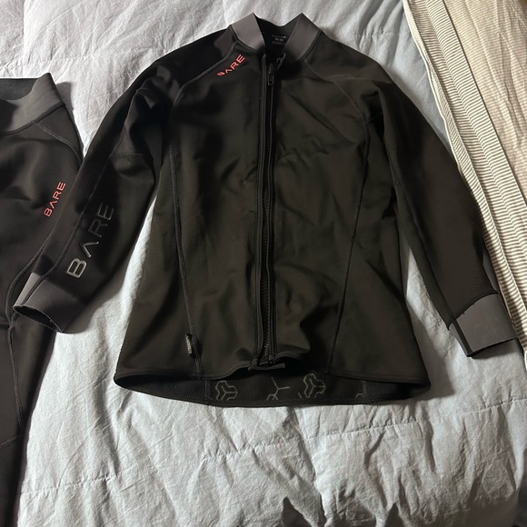 Bare Exowear Wetsuit - Picture 1 of 7